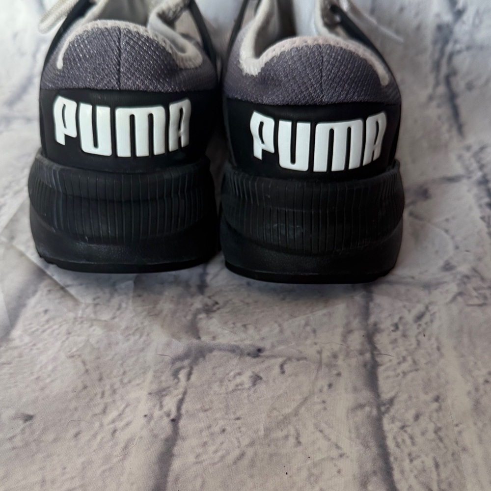 Puma Men's Gray and Black Athletic Shoes - Picture 6 of 8